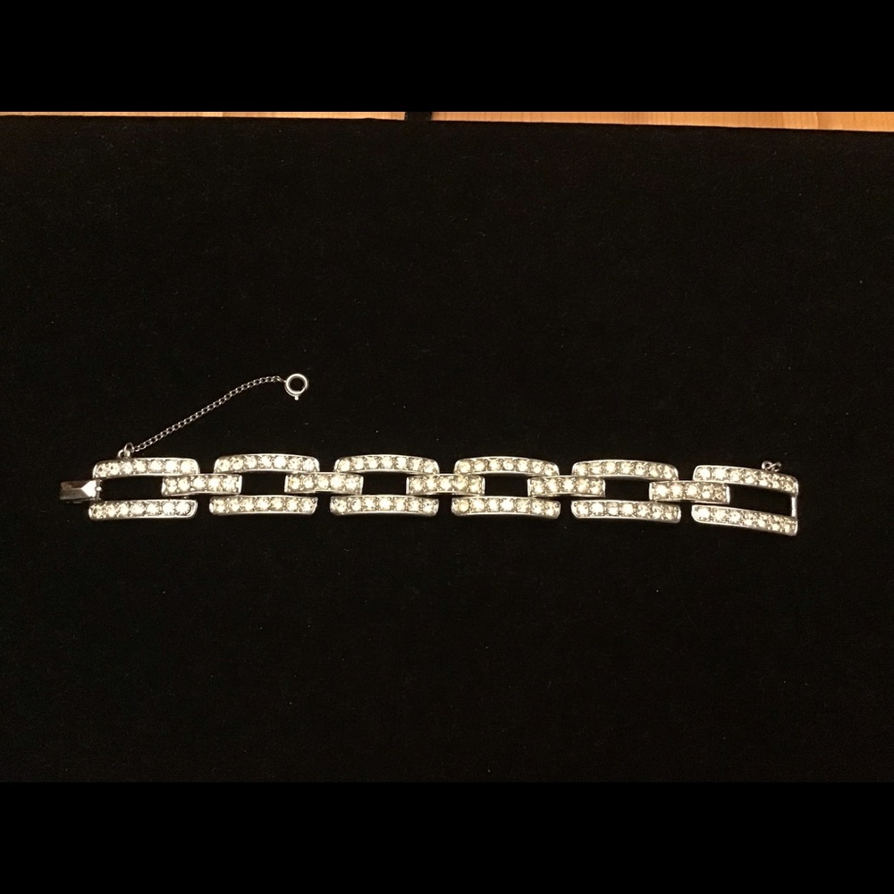VINTAGE EMMONS CRYSTAL BRACELET - Picture 3 of 5